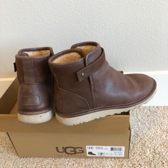 UGG Australia ANKLE BOOTS - Picture 2 of 9